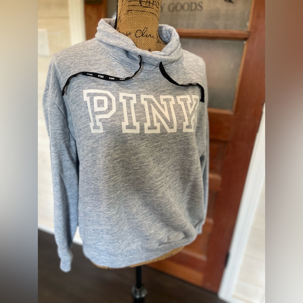 PINK by Victoria’s Secret logo pullover sweatshirt blue/white/black sz small